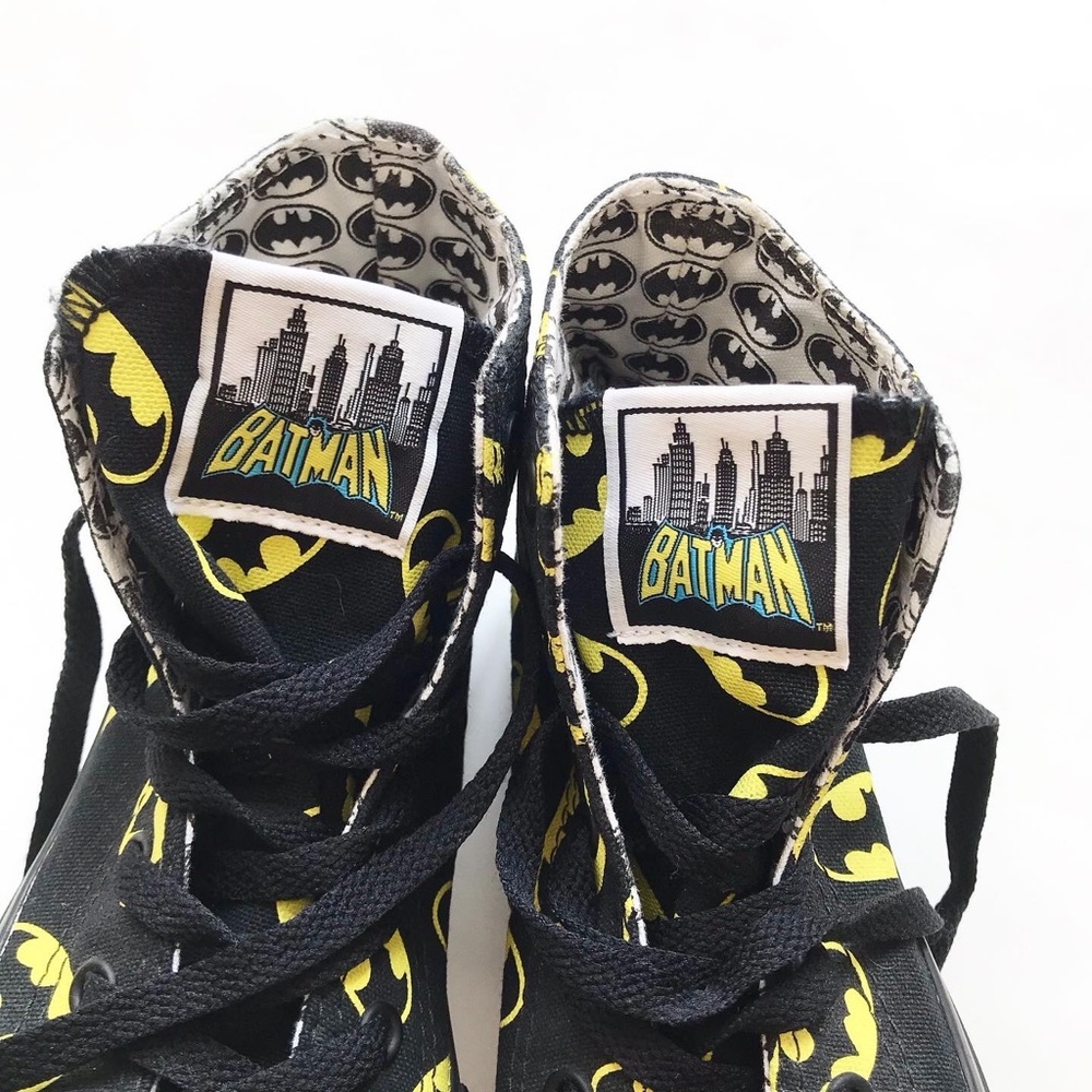 Converse DC Comics Batman high top sneakers EUC 2Y - Picture 5 of 8